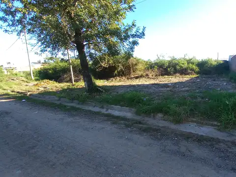 VENDE 2 TERRENOS AMPLIOS EN CORRIENTES CAPITAL