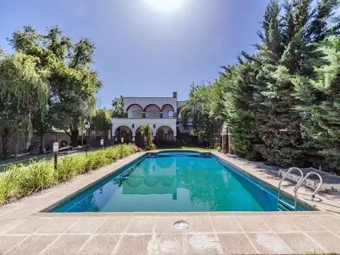 VENTA - Casa - 4 dormitorios - Funes.