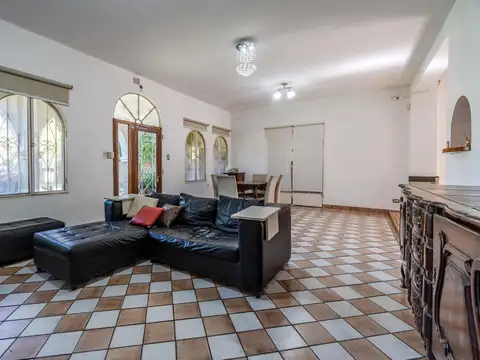 Casa en Venta al Oeste