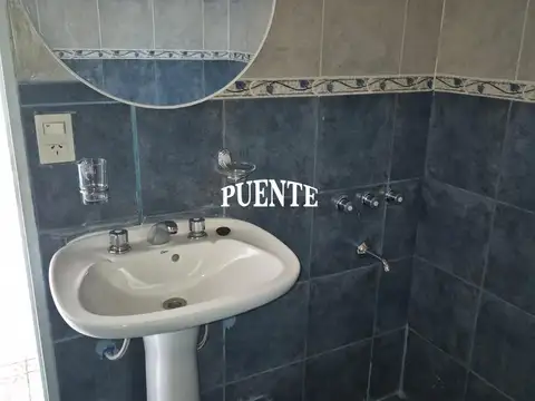 Departamento en Alquiler en Banfield, $ 800.000
