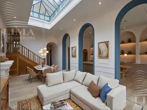 Casa 9 ambientes con 4 baños