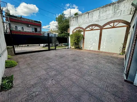 VENTA CASA 5 AMB CIUDADELA LOTE PROPIO CON GARAGE