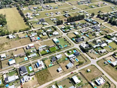 Lotes 8 y 15 linderos en Venta, Barrio Los Mirtillos II, Zárate. Superficie total de 1.200 m2.