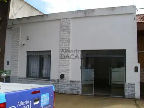 Casa en 70/5 y 6 La Plata - Alberto Dacal Propiedades