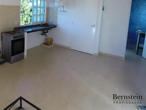 Del Lazo 4300, Piso 2°