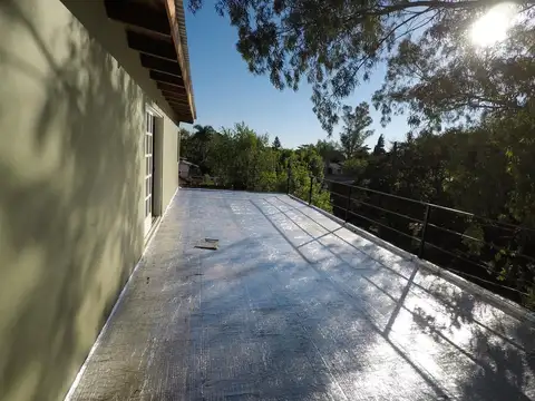 Del Lazo 4300, Piso 2°