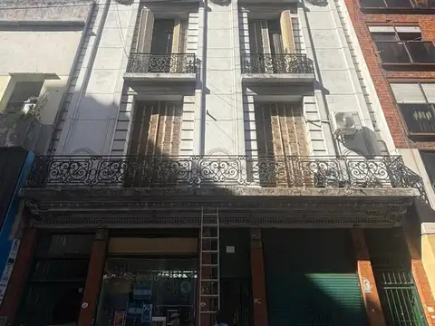 Departamento de 5 ambientes con dependencia