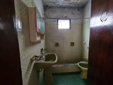 Casa 3 ambientes con 1 baño