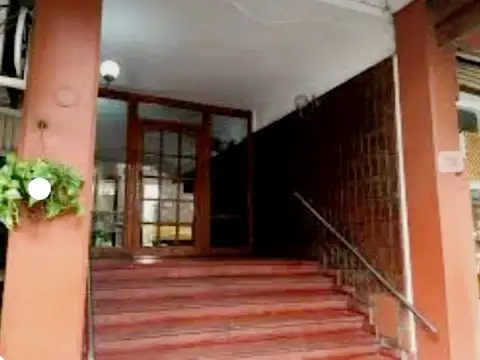 56 E/ 9 y 10: DEPTO DE 1 DORMITORIO EN VENTA