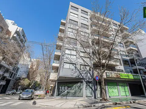 Local comercial con Subsuelo, en Alquiler. Villa Urquiza