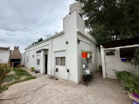 CASA EN PH SAN LORENZO AL 2000