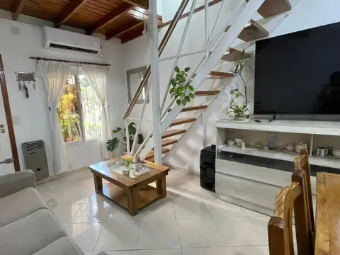 VENTA PH 3 AMBIENTES CON COCHERA MORON CENTRO