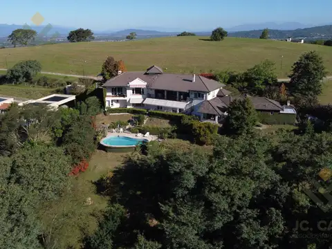 Espectacular Casa en Altos de San Lorenzo