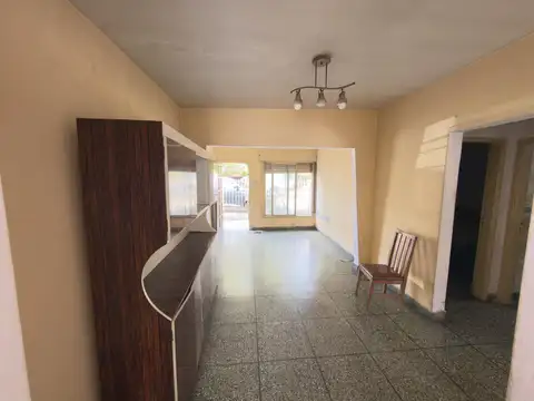 Depto Tipo Casa en Venta 60 años