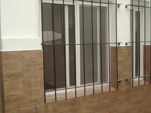 Depto Tipo Casa 3 ambientes con 2 baños