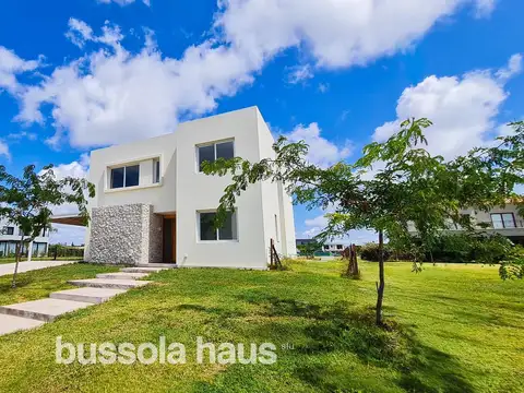 Casa en Alquiler A Estrenar