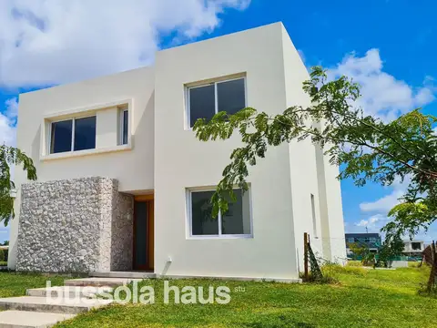 Casa en Alquiler al Noroeste