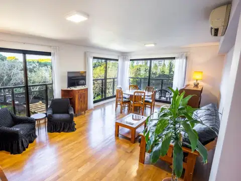 Alquiler Departamento 4 ambientes balcón en RIver View Puerto Madero