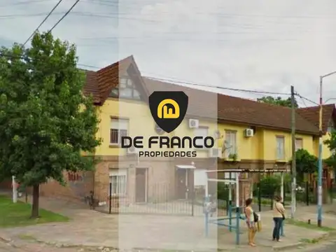 Departamento Tríplex en venta - San Miguel