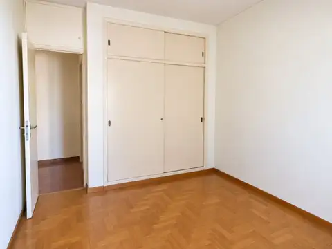 Chile 2100, Piso 1