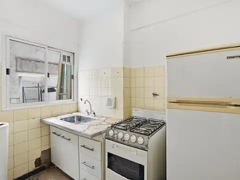 Monoambiente con balcón aterrazado en venta en San Telmo