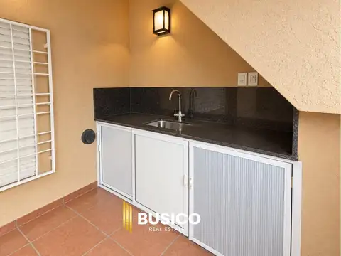 Casa en Alquiler al Sur