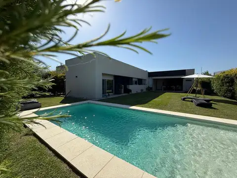 Casa de 3 dormitorios  en VENTA  Barrio Cerrado San Sebastián Funes