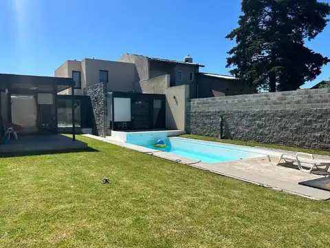 Casa en Venta en Caisamar, USD 307.000