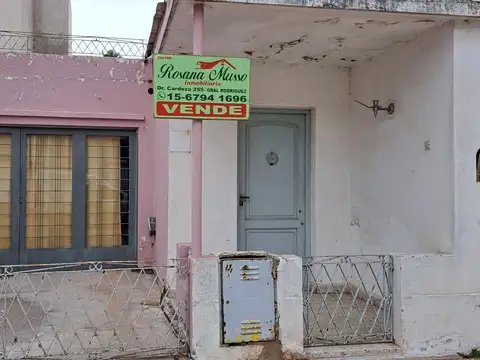 Casa en zona centrica de General Rodríguez
