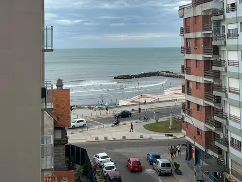 DEPARTAMENTO DE 3 AMB EXTERNO. BALCON Y COCHERA. VISTA AL MAR
