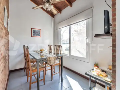 Casa en venta en lote central - OPORTUNIDAD