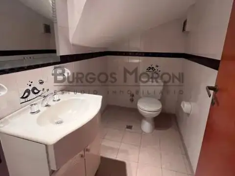 Casa en Alquiler en Ramos Mejia, $ 1.400.000
