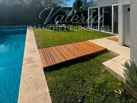 Casa en Village del parque
