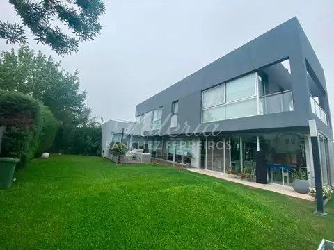 Casa en Venta en Village Del Parque, USD 350.000