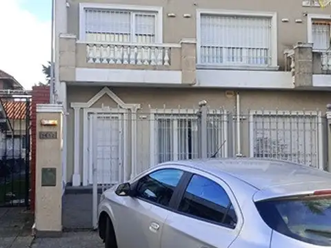 Depto Tipo Casa en Venta de 4 ambientes