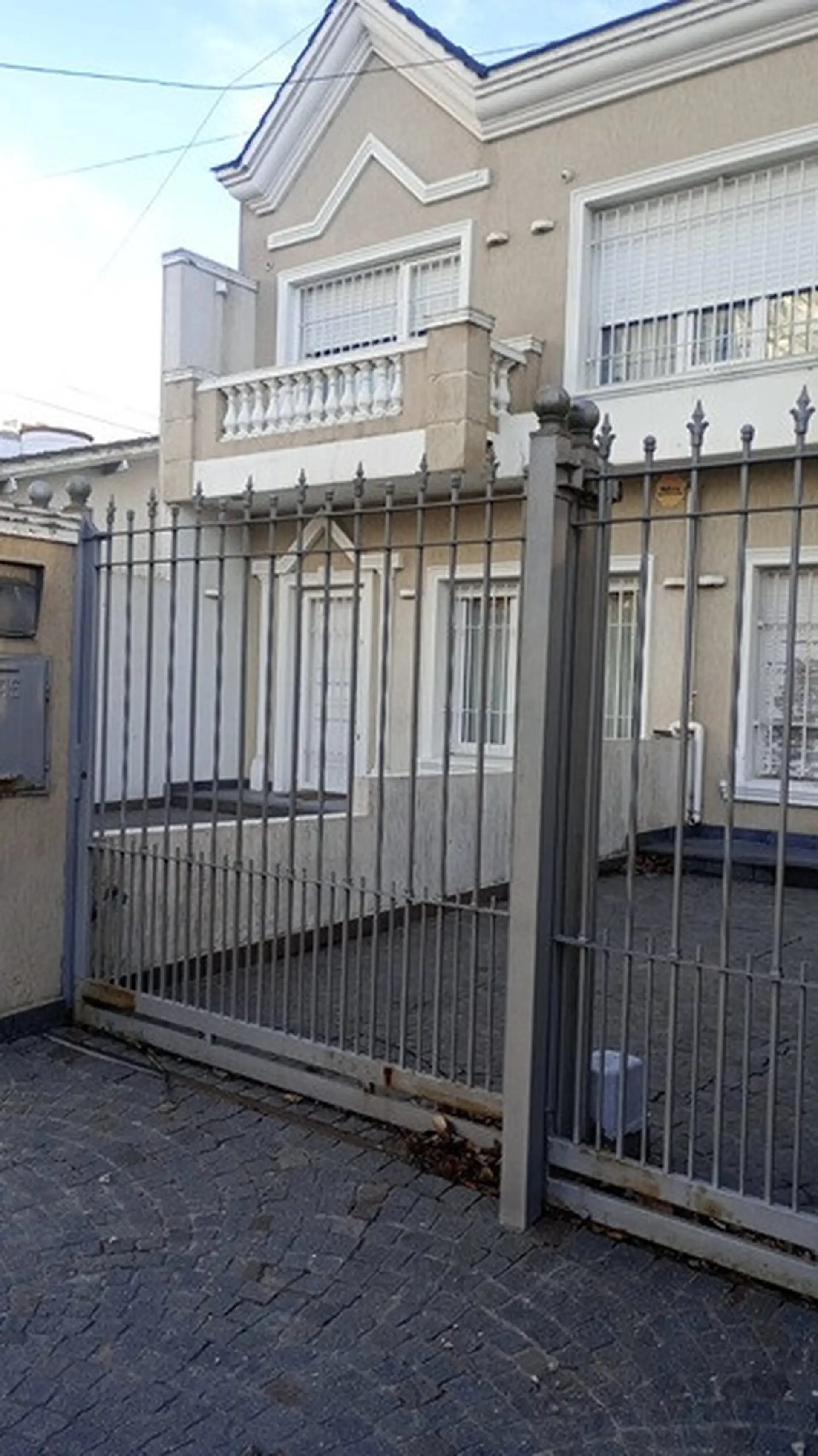 Duplex de 4 ambientes con quincho