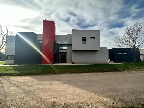 Casa en Venta en Altos de la Ribera, USD 530.000