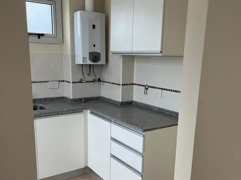 Departamento en Venta en Lisandro De La Torre, USD 155.000