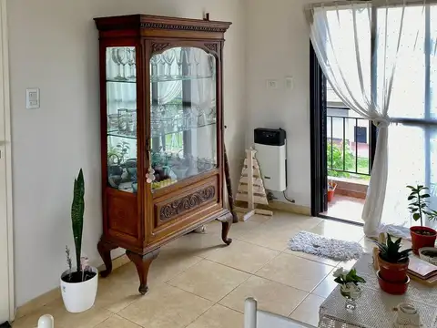Depto Tipo Casa en Venta de 3 ambientes
