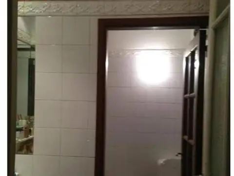 VENTA - 4 ambientes con dependencia