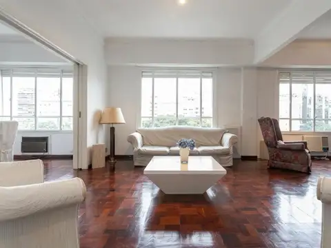 Departamento en Venta de 4 dormitorios