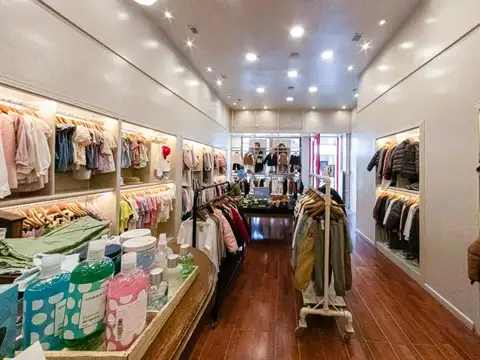 VENTA EN BLOQUE GALERIA + VIVIENDAS IDEAL INVERSOR