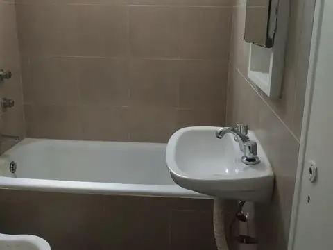 Departamento en Alquiler en Barrio Norte, $ 750.000