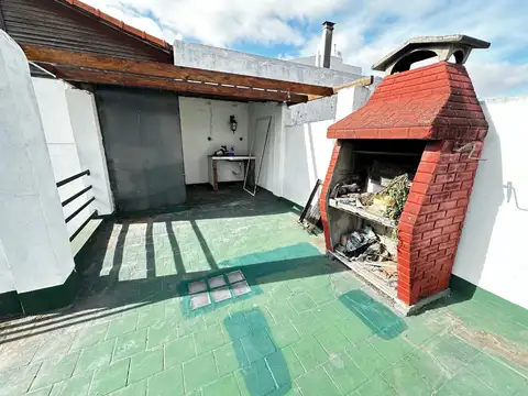 PH tipo casa con terraza propia