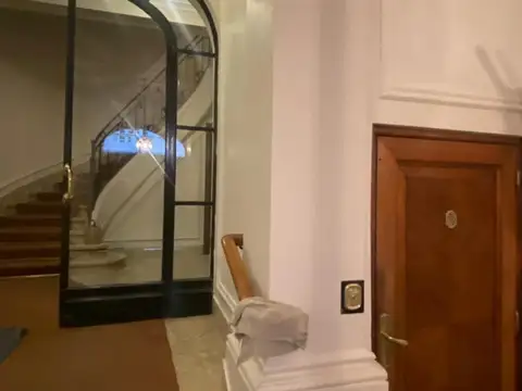 Departamento en Venta de 6 ambientes