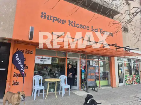 Vende local comercial 35 m2 en centro Cinco Saltos