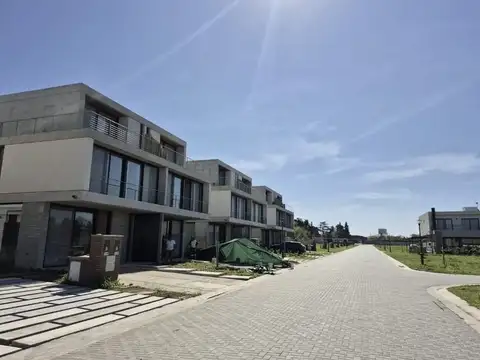 Vivir con calidad. Lote en venta El Olivar Del Viso