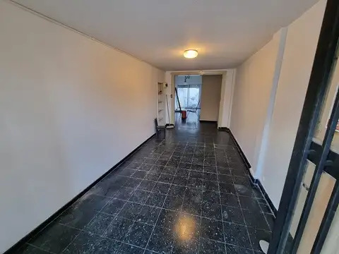 Alfredo Guido 3500, Piso P.B.