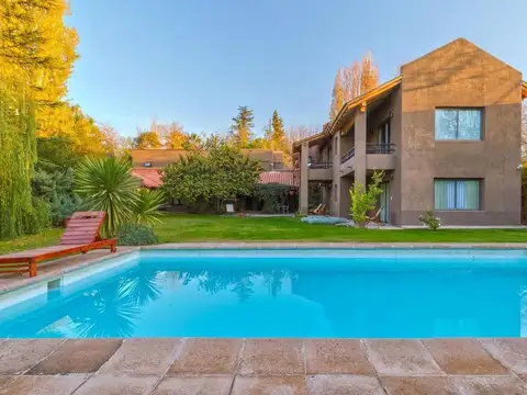 GRAN HOTEL/POSADA CON FONDO DE COMERCIO INCLUÍDO