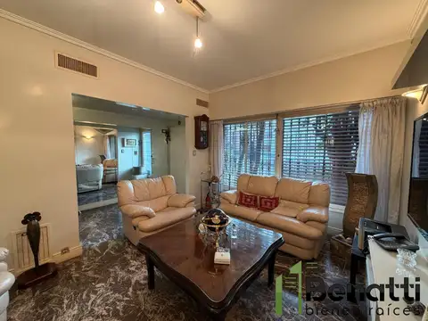 Casa 4 ambientes con 3 baños